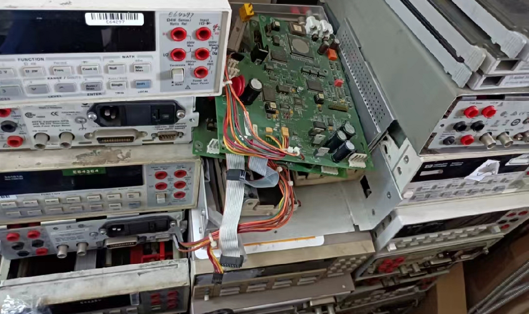 維修數(shù)據采集儀 4.png